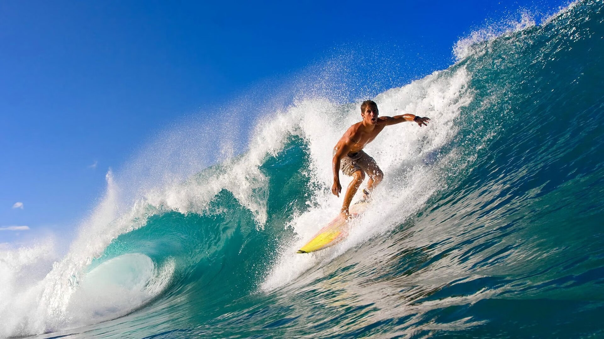 第一届全国全民健身大赛在沈阳开幕，直接参与人数超过200万人。，全国全民健身示范大赛